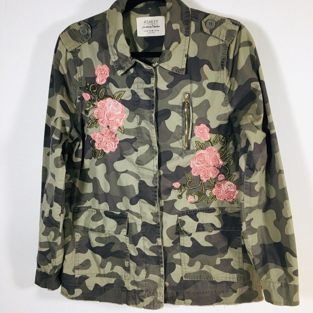 Ashley 26 International Sz S/ Jr. Green Camo Embroidered Floral Jacket